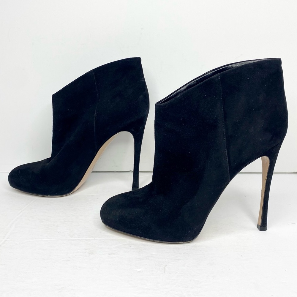 Gianvito Rossi Suede Stiletto Ankle Booties - Picture 5 of 9